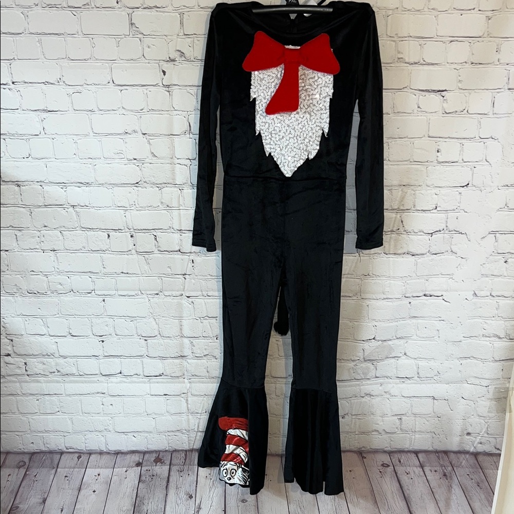 Spirit Dr. Seuss Cat In The Hat Kids Halloween Costume.  Size 8-10